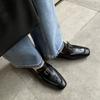 Zapatos de Cuero Pequeños para Viajar con Hebilla de Metal y Diseño Knock Fan Piel de Vaca Zapatos de Tacón Medio Grueso Tipo Mocasín 2025 Primavera de Cuero Genuino de Boca Profunda de una Sola Capa para Mujer