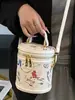 Bolso de Cubo de Moda Simple de Nicho 2025 Nuevo Bolso de Hombro Cruzado para Viajero de Gran Capacidad Bolso de Mano de Alto Valor