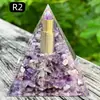 Pirâmide de bola de cristal natural de 8cm Ornamento de mesa de escritório europeu e americano Artesanato de pirâmide de resina para yoga e meditação
