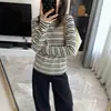 Un imprescindible para todos: Camiseta de manga larga a rayas elástica con textura vintage, rayas de color contrastante, cuello redondo, capa base de otoño para mujer