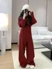 Conjunto de punto de alta gama 2026 Otoño/Invierno Nuevo Top de punto de cuello alto de cintura entallada + Pantalones rectos de pierna ancha Conjunto de dos piezas para mujer