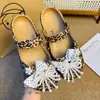 El mismo estilo que en Xiaohongshu: Zapatos de ballet KT con estampado de leopardo decorativo, accesorios de moda y versátiles, dijes para zapatos, hebillas decorativas para zapatos con agujeros DIY
