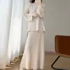 Vestido Conjunto de Lã Pura Crochê Floral Outono e Inverno Feito à Mão, Suéter de Tricô Gola Redonda, Saia Longa de Cauda de Peixe Bordada Tridimensional Feminina