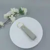 Amazon Llavero Colgante de Cuero Sintético Accesorios para Equipaje Correa de Cuero para Llave de Coche Pequeño Regalo de Negocios Anillo Colgante Decorativo