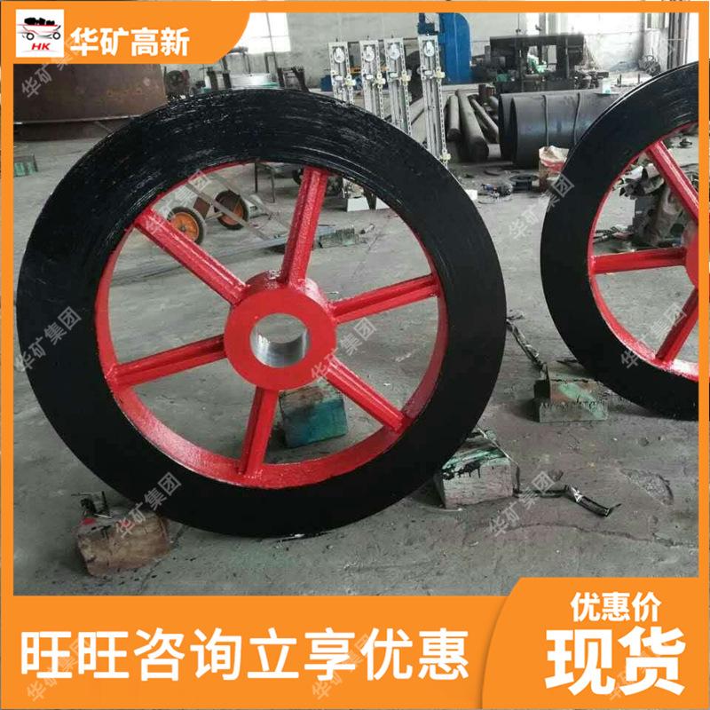 11508970870_1823631310