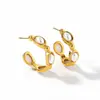 Pendientes Grandes en Forma de C Hechos de Acero Inoxidable de Titanio con Perlas de Imitación, Estilo Europeo y Americano, Pulidos Finamente, Chapados al Vacío en Oro de 18 Quilates, No se Desvanecen