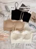 Masajeador de Palma Taza Completamente Fija Base Líquida para Espalda Belleza Tira Cruzada Invisible Sujetador Inalámbrico sin Espalda Color Sólido Simple sin Tirantes 2623