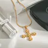Diseño silencioso sentido collar con colgante de flor de diamante y cruz de acero inoxidable chapado en oro de 18 quilates joyería de acero inoxidable venta al por mayor