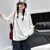 Camiseta infantil de manga longa branca com estampa de letras, estilo novo 2026, top casual e versátil 100% algodão, moderna