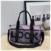 Bolso de playa de gran capacidad para mujer, estilo occidental, para verano, para viajes en la playa, sencillo, a la moda, para el tiempo libre, 2024, un bolso de viaje bonito y distintivo.