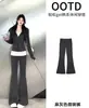 Look de Outono 2026 Nova Jaqueta Moletom Listrada Slim-Fit Esportiva Casual Feminina Estilo Coreano Conjunto Completo OOTD Look
