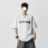 Camiseta de Manga Corta con Hombros Rectos Estilo Americano de Peso Pesado para Hombre, Nueva Marca de Moda de Verano High Street Estampado de Letras Holgada de Cuello Redondo Manga Media