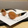 2026 Nuevas Gafas de Sol Metálicas con Montura Pequeña Ovalada para Belleza de Cabeza Unisex Tendencia Genial Estilo Europeo y Americano Gafas de Sol de Celebridad de Internet