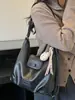 Mochila de viaje para commuting de gran capacidad, nuevo estilo verano 2026, bolso de hombro personalizado, bolso liso para mujer de alta apariencia