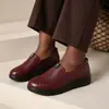 Novos Sapatos de Couro Primavera/Outono, Sola Macia Antiderrapante, Fundo Plano, Sapatos Casuais para Idosos, Meia-idade, Mães, Slip-ons para Mulheres