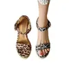 Sandalias de Cuña de Paja Serie Estampado de Leopardo Piel Completa por Dentro y por Fuera Sichuan Chengdu Sandalias Romanas de Microfibra Pedidos Europeos y Americanos Punta Redonda