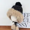 Nuevo Sombrero Lei Feng de Felpa Cálido de Invierno con Protección para las Orejas para Mujer, Gorro Frío para Exteriores que Adelgaza el Rostro, Doble Capa Engrosada para Proteger las Orejas