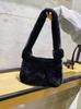 Bolso de Felpa de Imitación de Piel de Conejo Rex Otoño e Invierno Bolso de Hombro para Mujer Popular en Internet Sencillo Mao Mao Bolso de Mano Hombro Axila Bolso Cuadrado Pequeño