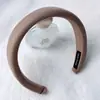 Diadema Vintage de Té con Leche para Mujer Corea del Sur de Alta Gama Ala Ancha Esponja Sencilla Diadema Giro Craneal Alto Tarjeta para el Cabello Accesorios para el Cabello