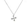 Colar com pingente de letra de cobre e prata de personalidade de nicho transfronteiriço feminino Coringa gota d'água zircônia letras