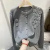 Suéter de Flores Tridimensionales de Industria Pesada Estilo Coreano Primavera y Otoño Nuevo Elegante Suave Estilo Commuter Cuello Redondo Cárdigan de Punto Superior para Mujer