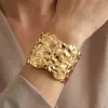 Pulseira Aberta Cruzada Vintage de Luxo Leve com Padrão Espiral Dourado, Bracelete Circular Largo com Padrão Circular Estilo Europeu e Americano de Meio Século