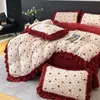 Cubrecama de Encaje Francés de Alto Peso con Forro de Leche Juego de Cuatro Piezas Maillard Invierno Espesado Cálido Juego de Funda Nórdica de Coral