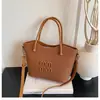 Bolso de Hombro de Gama Alta para Mujer, Nuevo Bolso Cruzado con Diseño de Nicho Vintage 2025, Bolso de Mano Tipo Cubo de Moda para Mujer