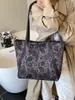Bolso de Hombro de Moda Bolso Tote Grande para Mujer Bolso de Mano Casual Retro Bolso Cubo Versátil Comercio Exterior Transfronterizo