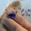 Anillo Abierto Cruzado de Lujo Niche Zircón Zafiro Mariposa para Mujer Personalidad Sentido de Alta Calidad Moda Simple Anillo para Dedo Índice