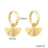 Conjunto de Joias de Fornecimento Direto de Comércio Exterior, Pingente de Flor Banhado a Ouro 18K Moderno e Elegante, Brincos Versáteis de Alta Qualidade para Mulheres