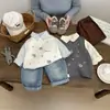 Colete Tricot Bordado Infantil Estilo Coreano para Meninos e Meninas, Design Fofo de Urso e Estrela Lua, Colete Versátil Moderno para Primavera e Outono