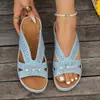 Sandalias romanas huecas de suela gruesa de gran tamaño para comercio exterior transfronterizo para mujer, nuevo estilo de verano 2026 sandalias de cuña para mujer para uso en exteriores
