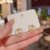 Pendientes de plata S925 con forma de corazón hueco, ligeros, de lujo y con diseño avanzado de nicho, con perlas y súper lazos de temperamento de hada.
