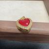 Colgante de amor con forma de corazón rojo, color crema, con diseño de Azan Wukong, marca tailandesa Buddha, cadena creativa de lujo