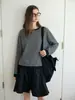 Tricô Feminino Gola Redonda Manga Longa Listrado 100% Algodão com Fendas Laterais para um Visual Relaxado Outono 2026 9716 Siyuan