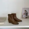 Botas Western de Cuero Suave Chuyuji con Puntera Puntiaguda Estilo Retro para Mujer 2026 Otoño/Invierno Botas Martin Versátiles y Ajustadas