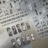 Pegatinas para Uñas Estilo Gótico Oscuro de Hierro M1221 Muñeca de Conejo Dulce Fresca Retro Blanco y Negro Correa de Hueso Pegatinas para Uñas
