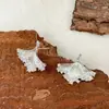 Pendientes de Botón de Hoja de Ginkgo Brillantes Exquisitos de Lujo Nicho Estilo Francés con un Diseño Minimalista y Sofisticado en Pendientes de Hoja en Forma de Abanico