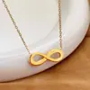 Colar de Aço Titânio Levemente Luxuoso para Mulheres, Pingente de Coração Infinito, Corrente Versátil para Clavícula, Colar Banhado a Ouro 18K, Mobius