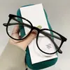 Armação de Óculos Marrom Frio Ultraleve Pode Ser Equipada com Óculos de Receita Anti-Luz Azul para Mulheres de Manhã Sem Maquiagem, Estilo Coreano Oval Tendência Atacado