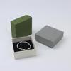 Fuente Exquisita y Simple Caja de Joyería de Cartón con Cubierta Superior e Inferior Cuadrada Personalizada Profesionalmente para Collar de Joyería de Plata