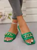 Nuevas Chanclas Planas de Cadena con Pedrería de Colores Caramelo para Mujer Verano 2026, Sandalias de Deslizamiento de Moda para Exteriores, Venta al por Mayor de Tendencia desde el Fabricante