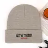Chapéu de Outono Inverno Newrk Homens Mulheres Amazon Chapéu Versátil de Lã Yo Gorro Quente Chapéu de Tricô Bordado com Letra Transfronteiriço