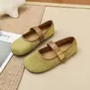 Versátil Primavera e Outono Novo Estilo Coreano Retro para Ir ao Trabalho Solado Macio 2026 Bico Baixo Sapatos Individuais para Mulheres Confortáveis Planos Sapatos de Vovó