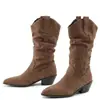 Botas altas de punta para otoño e invierno, botas de mujer de color liso versátiles de talla grande, botas de moda de tacón alto sin cordones, zapatos ligeros de comercio exterior