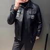 Ropa de Cuero para Motocicleta para Hombre con Forro Polar Engrosado Ropa de Otoño e Invierno Moda Coreana Chaqueta de Cuero con Solapa Bordada a la Moda Ajustada Chaqueta de Marca de Moda