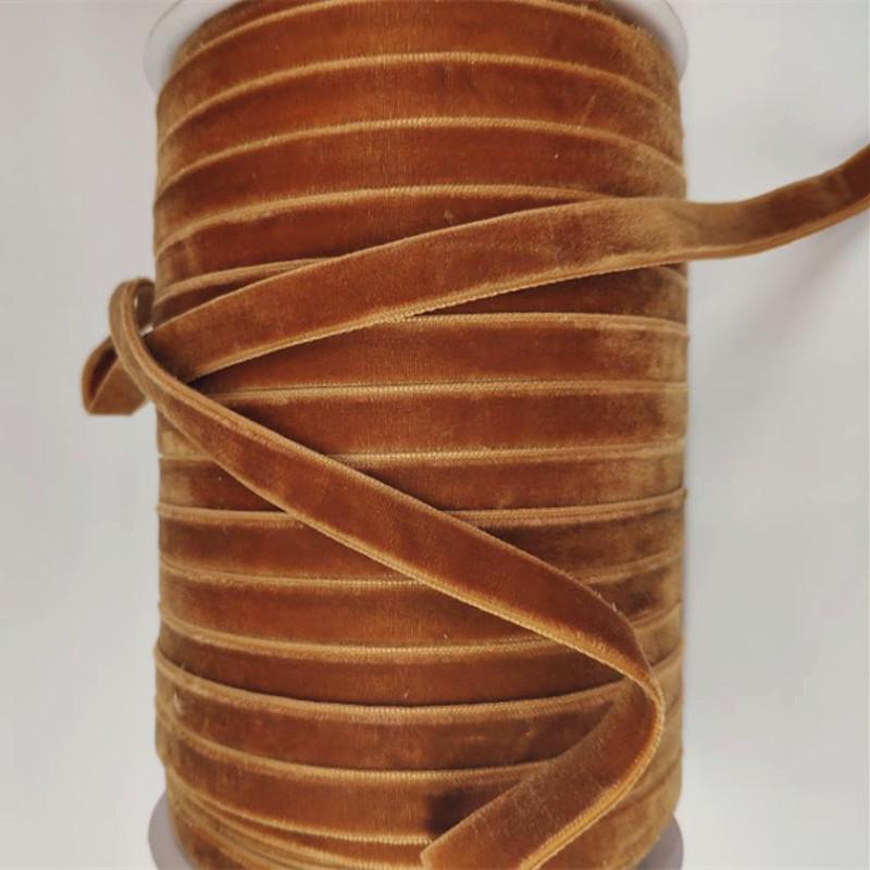 89542739F1A3A5A644F25E0309F09C