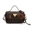 Bolso bandolera portátil de alta gama para mujer, estilo retro británico, combinable con todo, pequeño y elegante, informal, con textura de alta gama, 2025