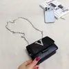 Bolso de Mano para Mujer 2026 Otoño Nueva Llegada Diseño de Nicho Personalidad Moda Bolsa Cuadrada Pequeña Bolso de Mano/Hombro de Moda